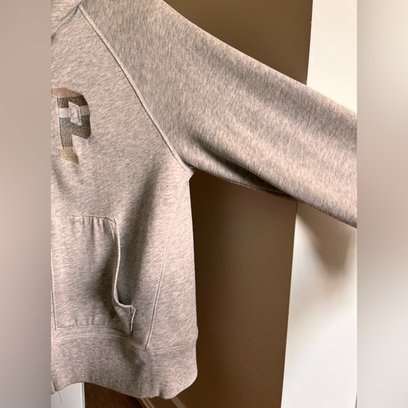 🌟free w/purchase🌟GAP Vintage Soft Classic Hoodie Grey Zip with Gap Logo - Picture 3 of 7